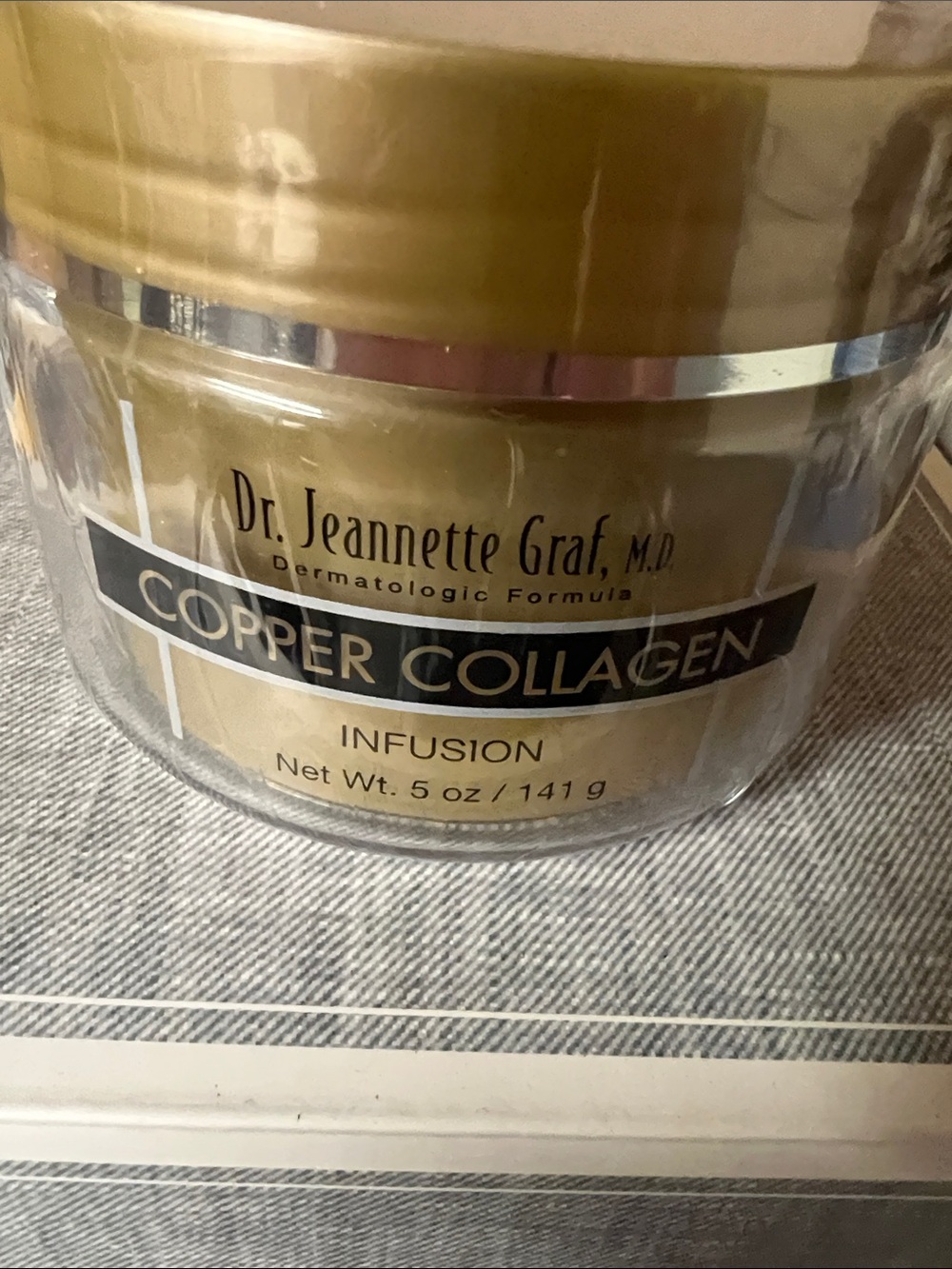 Dr. Jeannette Graf Copper Collagen Infusion Moisturizer – Gold